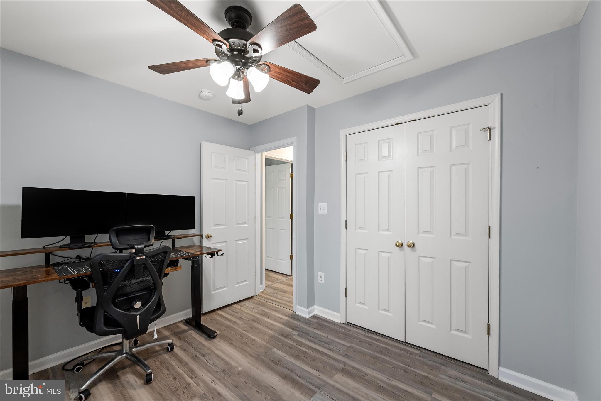 INWOOD MEADOWS - Residential