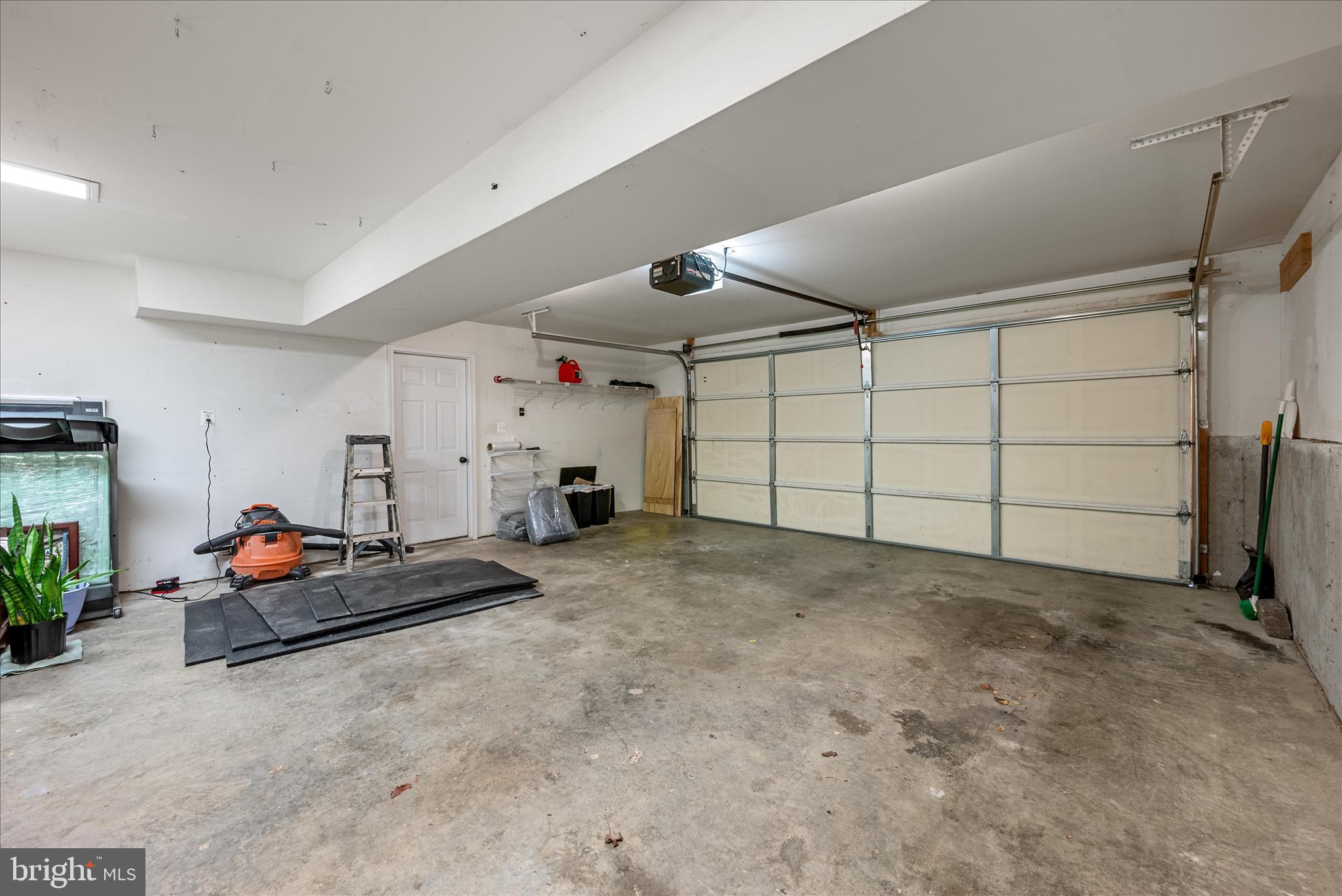 INWOOD MEADOWS - Residential