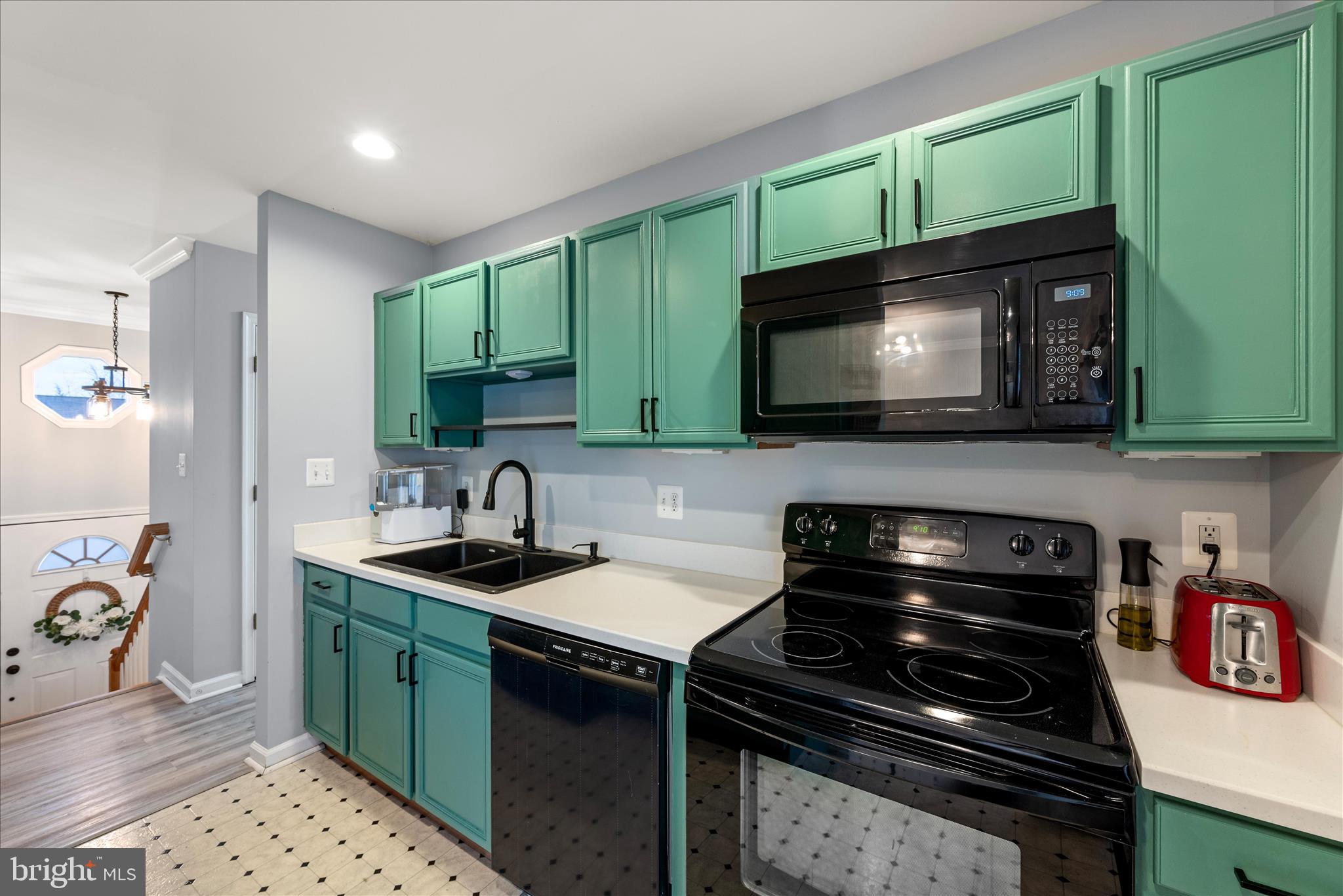 INWOOD MEADOWS - Residential