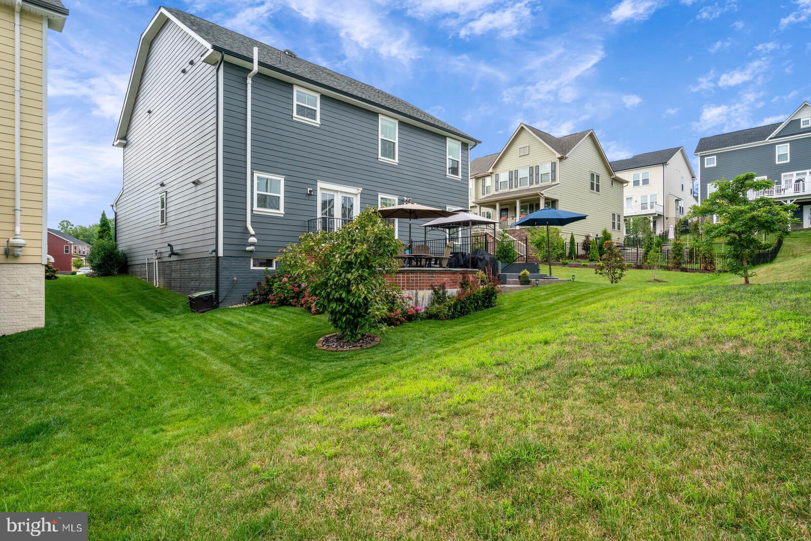 POTOMAC SHORES - Residential