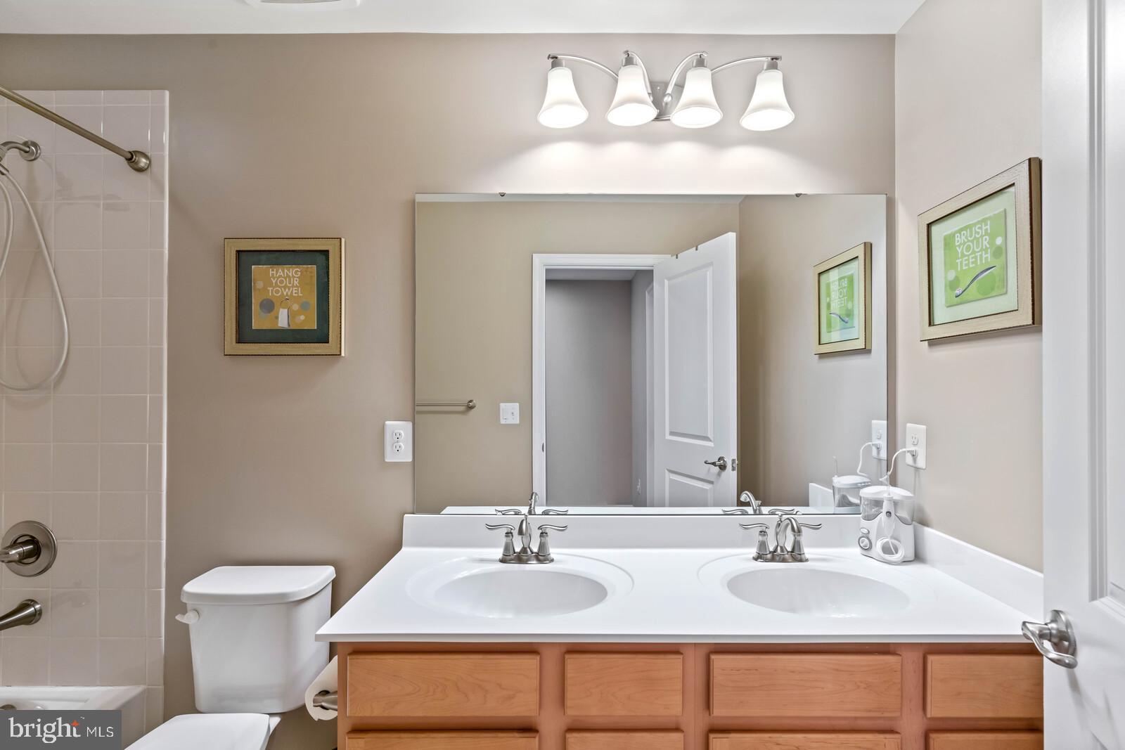 POTOMAC SHORES - Residential