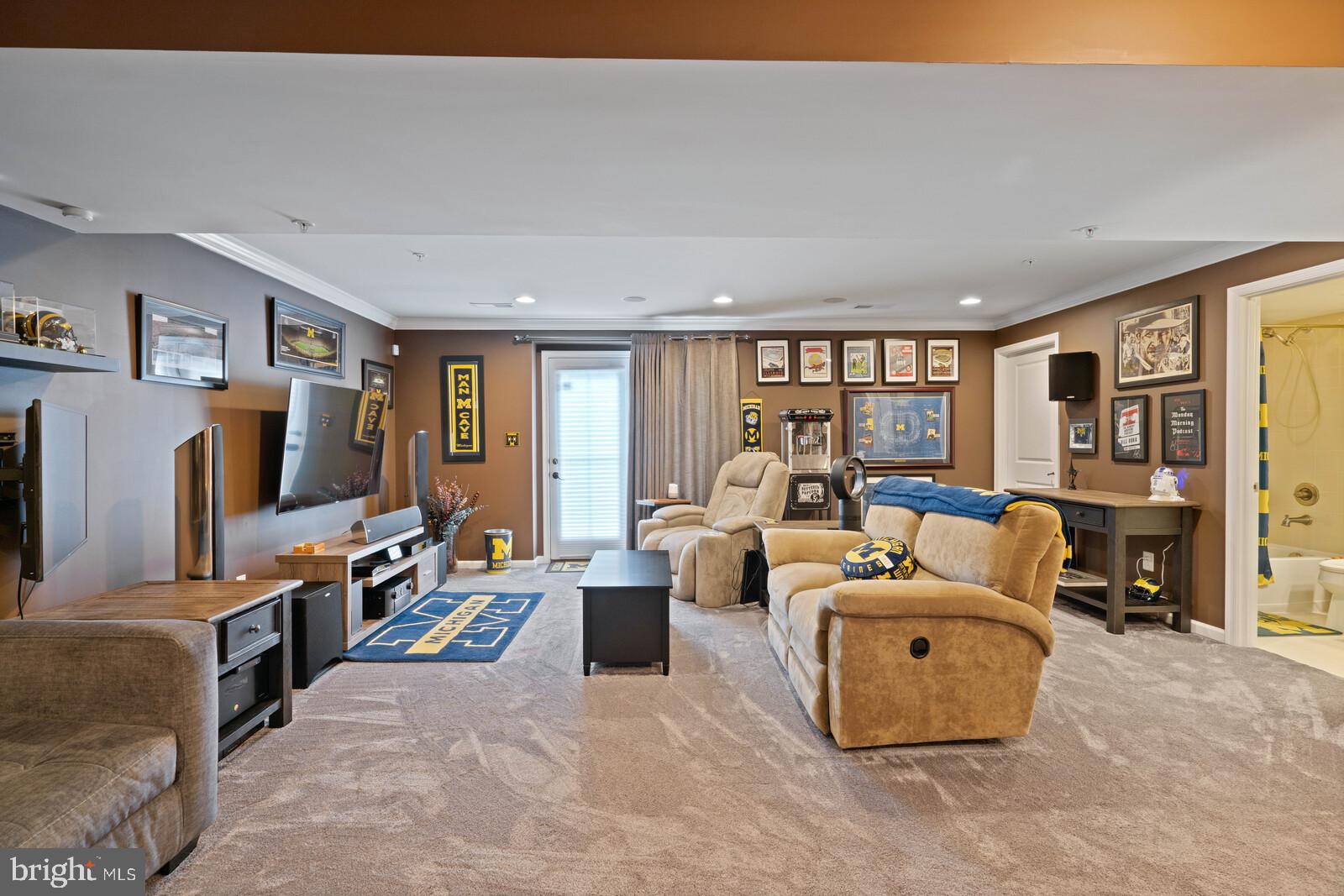 POTOMAC SHORES - Residential