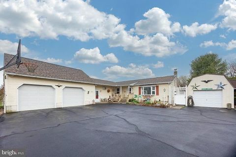 1224 SAINT PAULS CHURCH ROAD PENNSBURG PA 18073