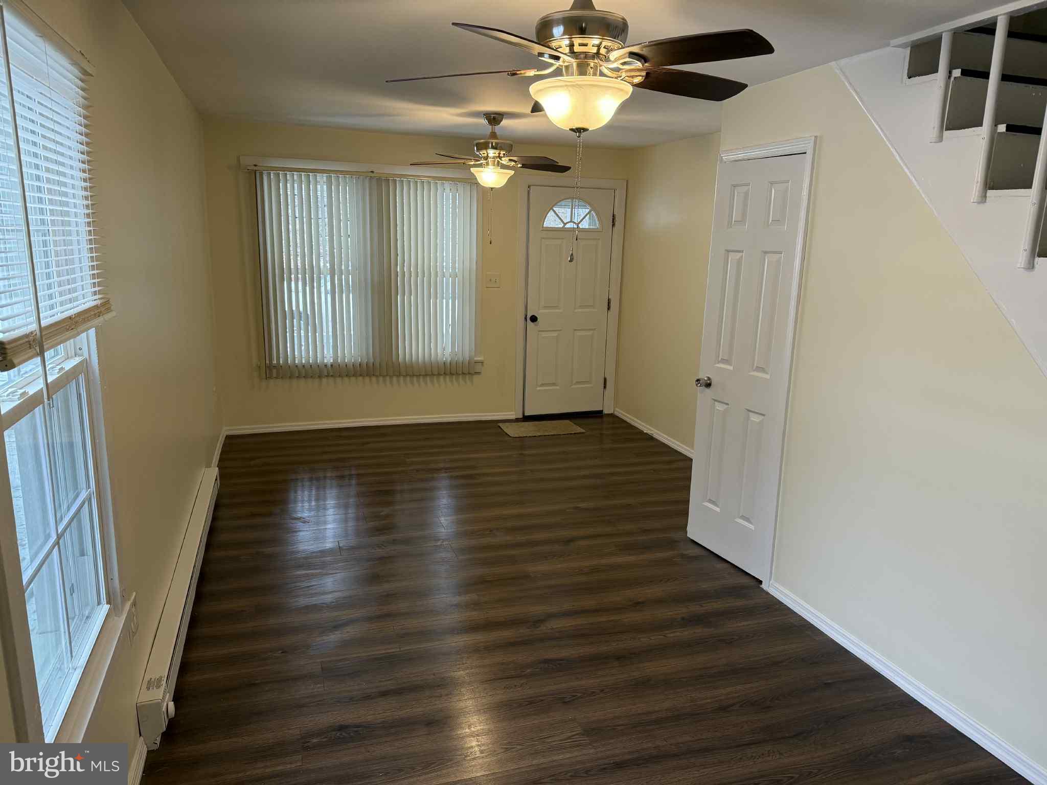 1409 E NORWEGIAN STREET