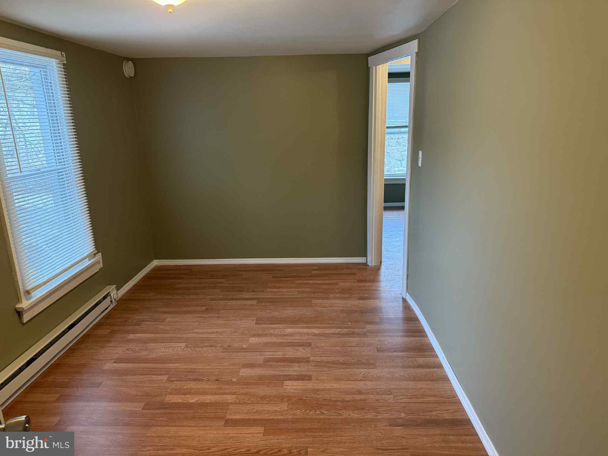 1409 E NORWEGIAN STREET