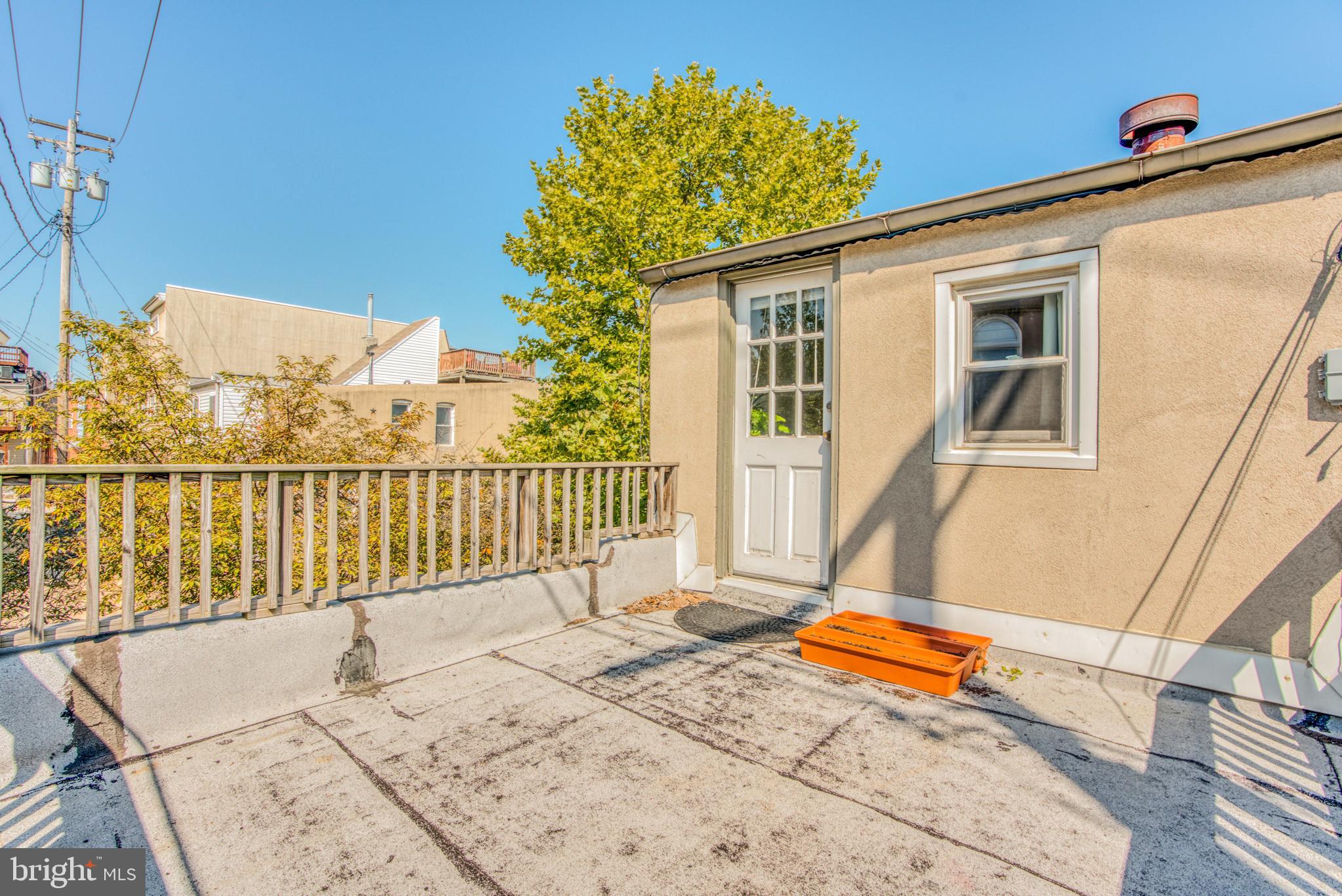 RIVERSIDE - Residential