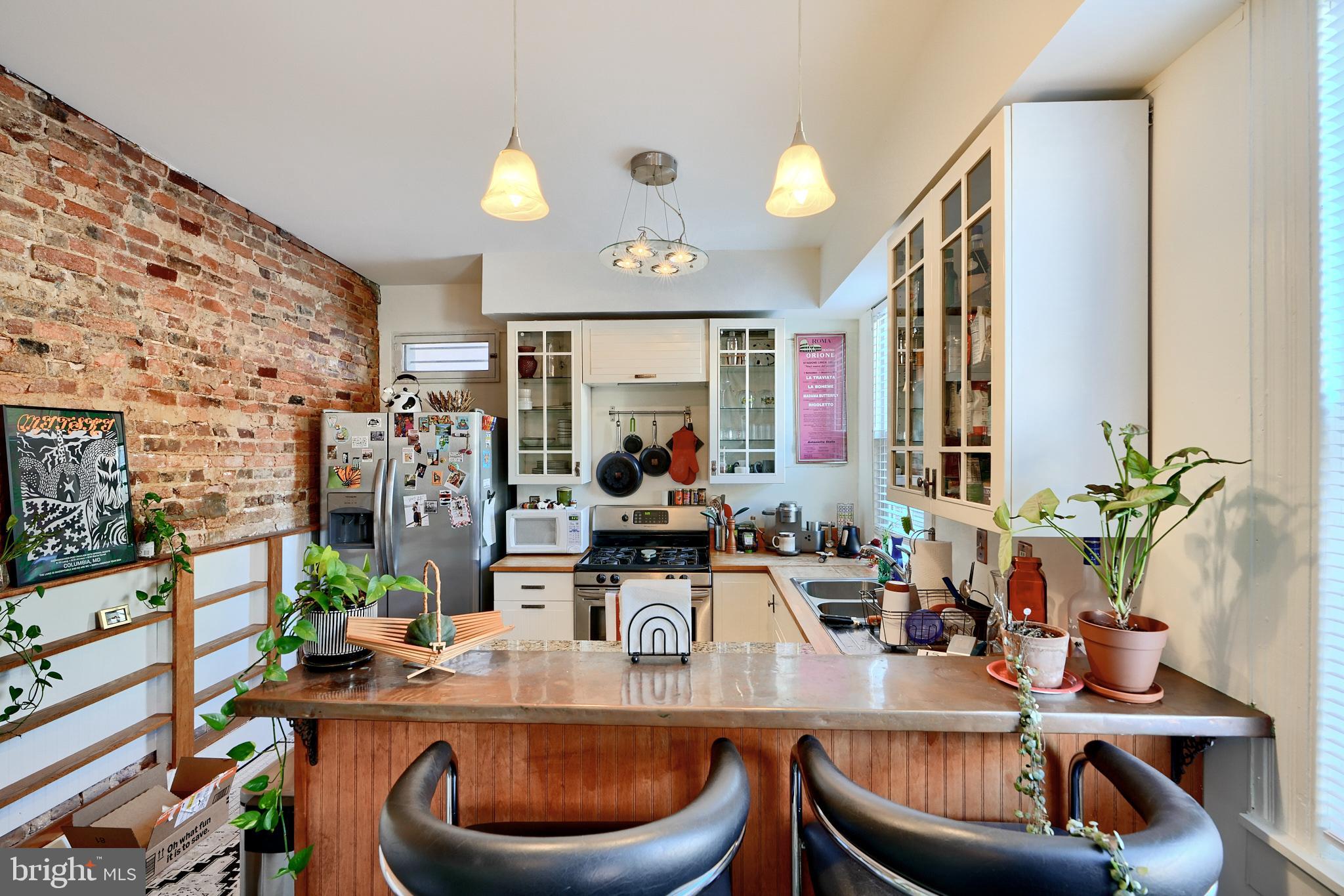 RIVERSIDE - Residential