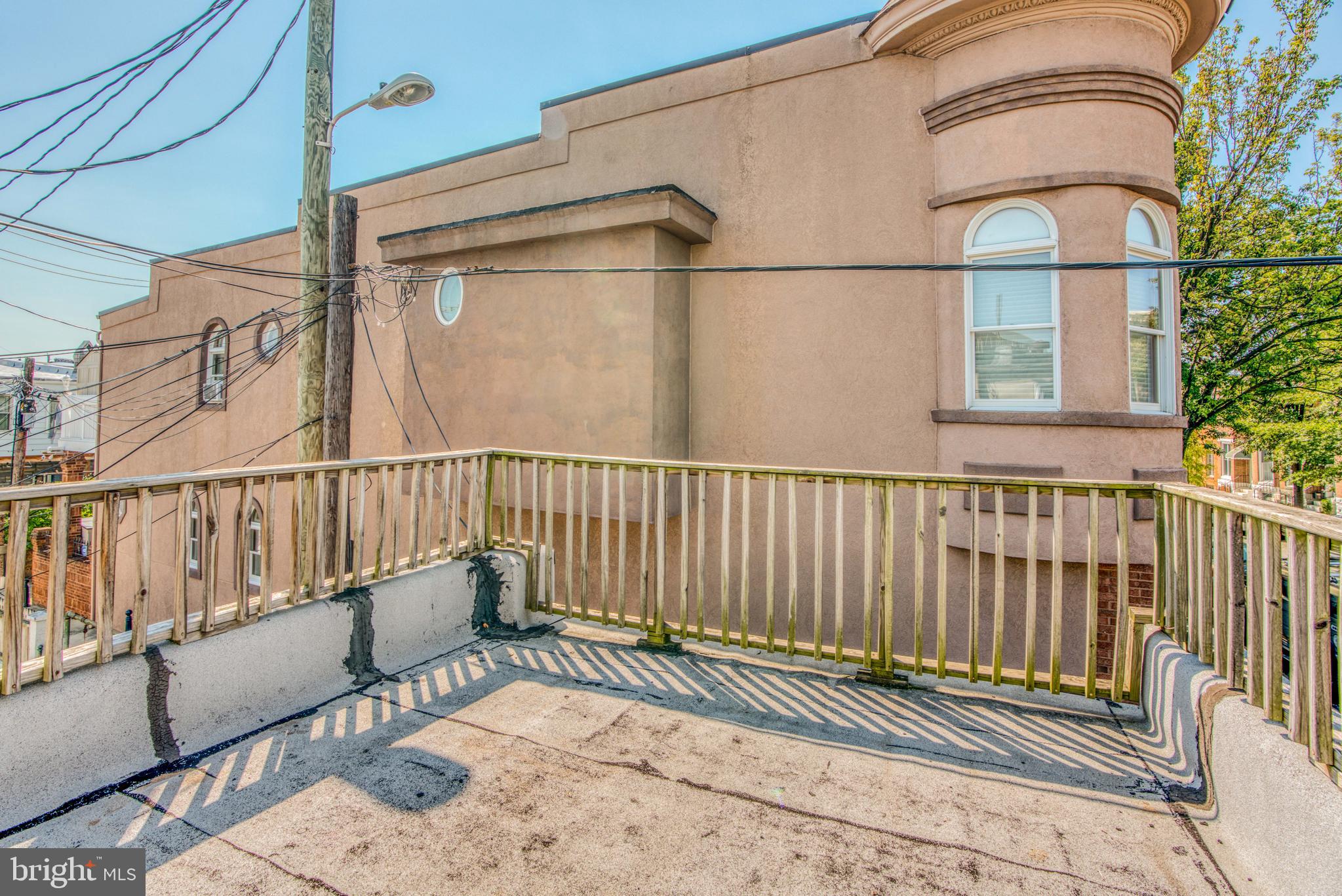 RIVERSIDE - Residential