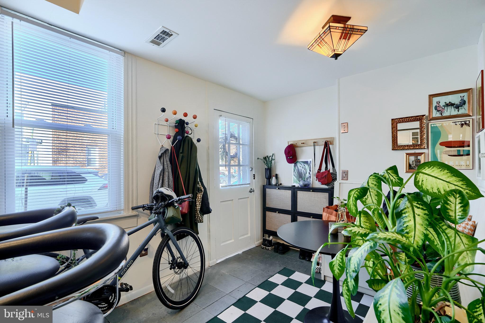 RIVERSIDE - Residential