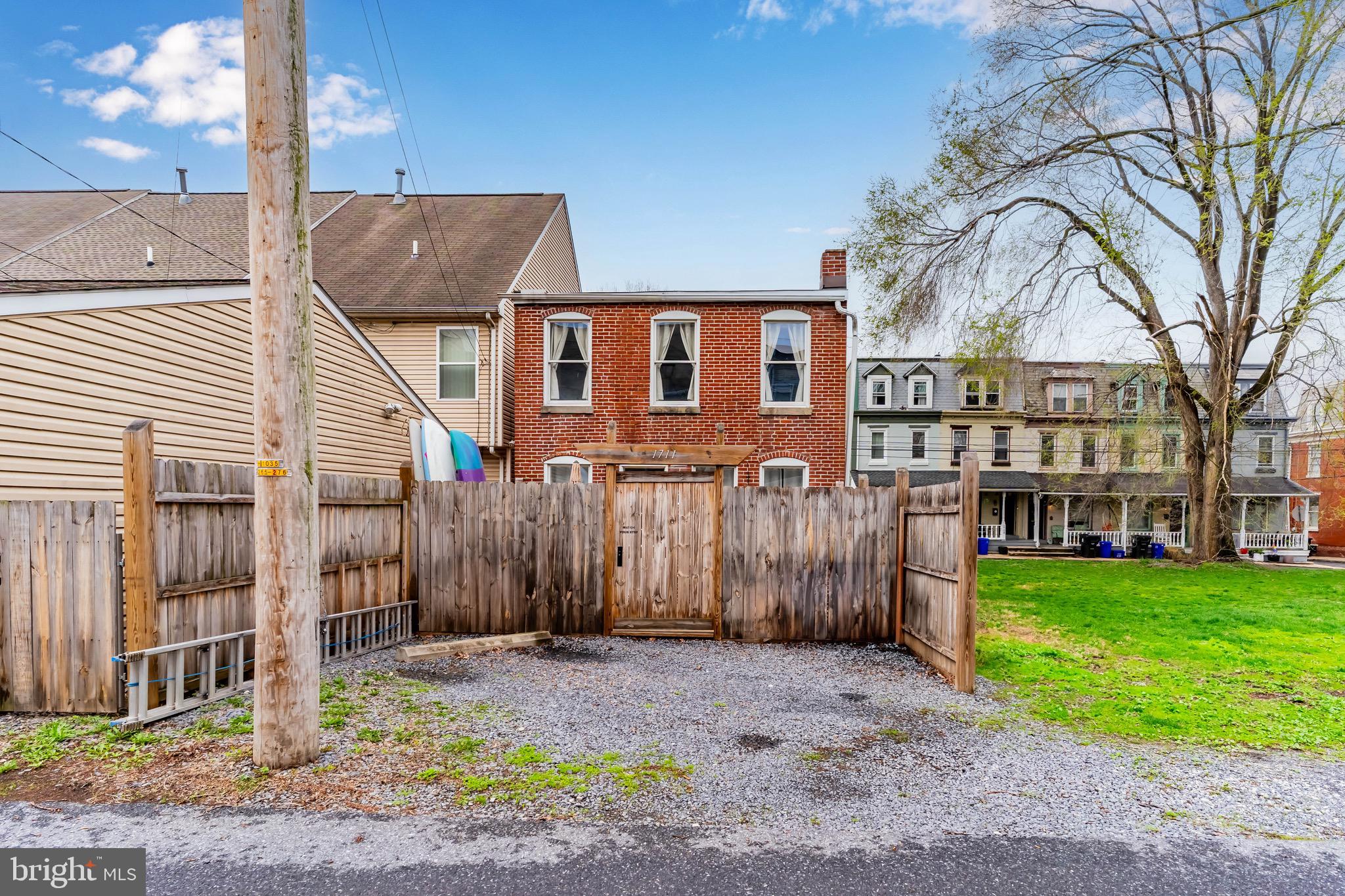 HARRISBURG CITY - Residential