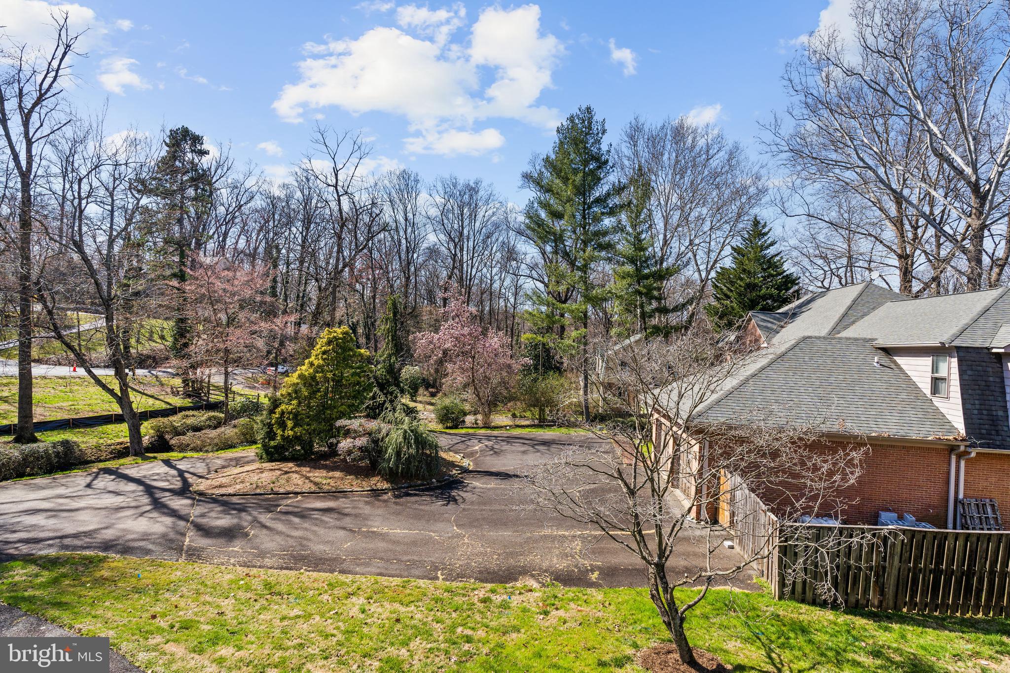 BEDFORD ACRES - Residential