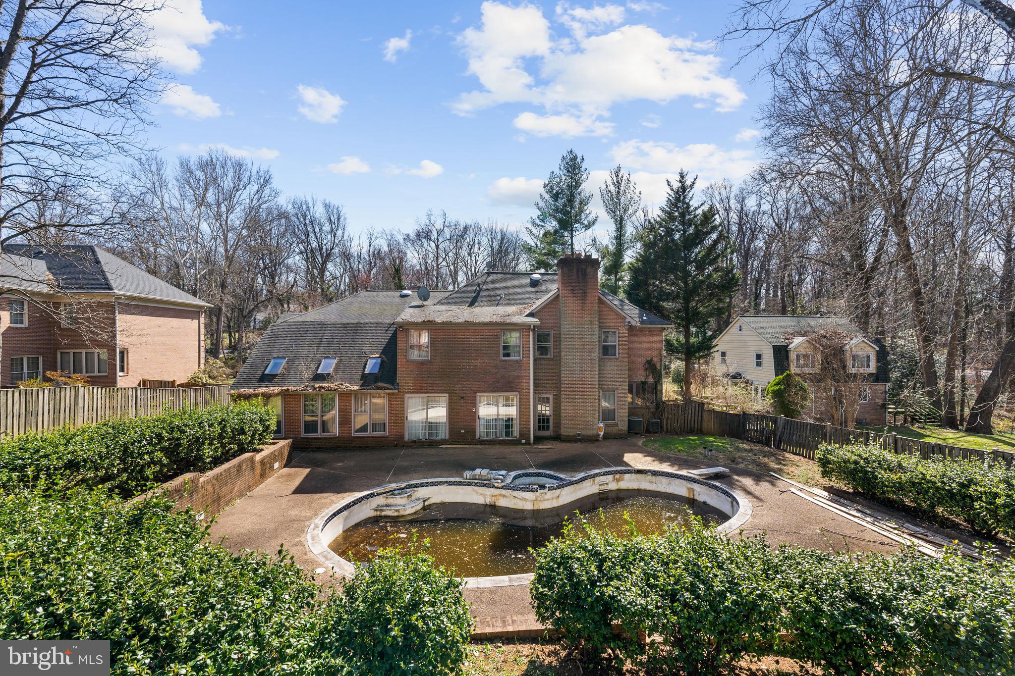 BEDFORD ACRES - Residential