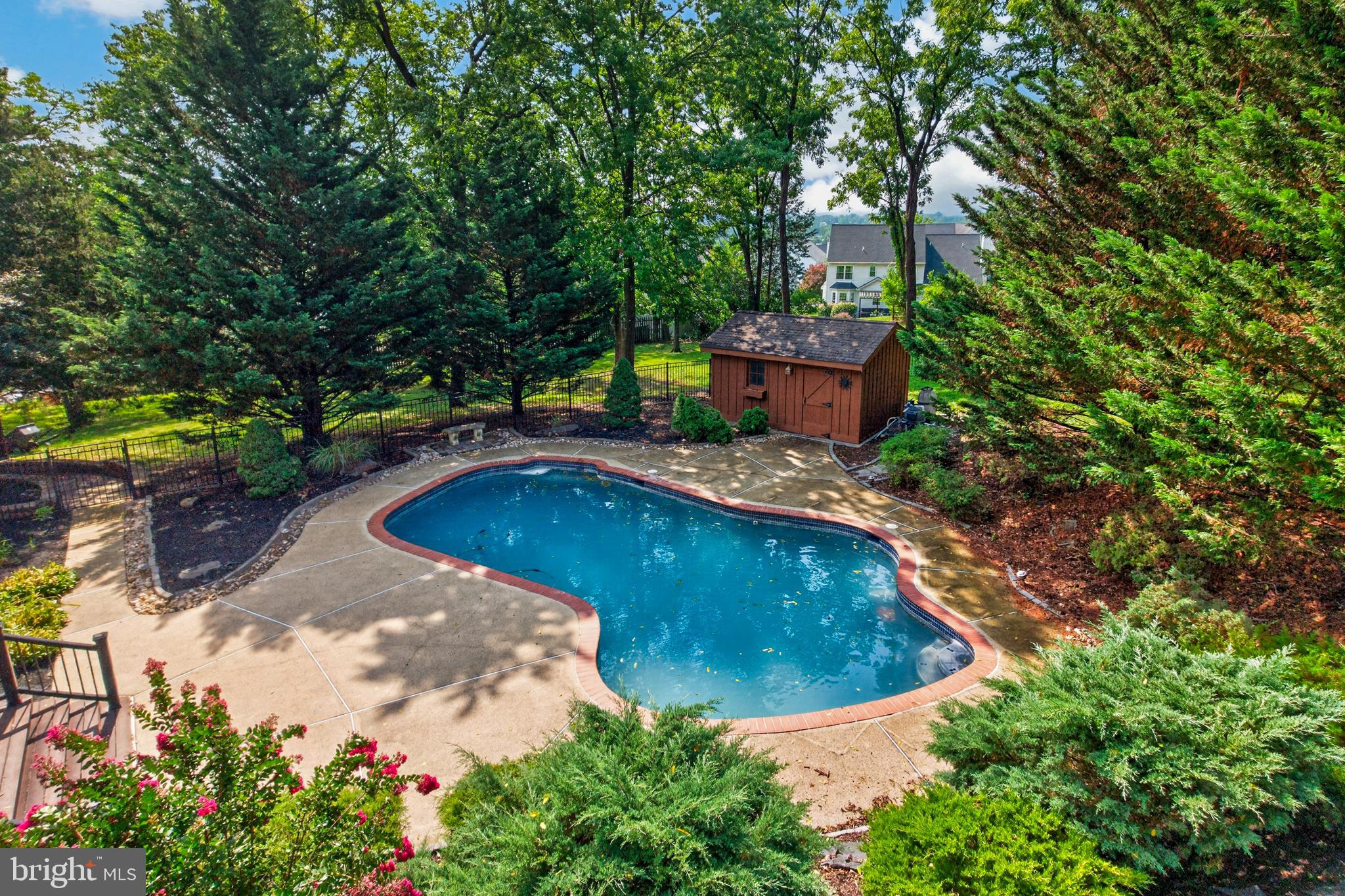 1341 MEADOWVIEW DRIVE