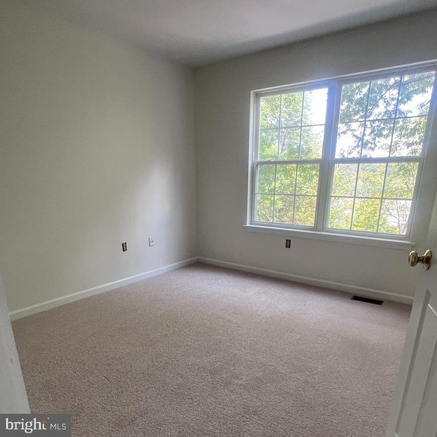 1341 MEADOWVIEW DRIVE