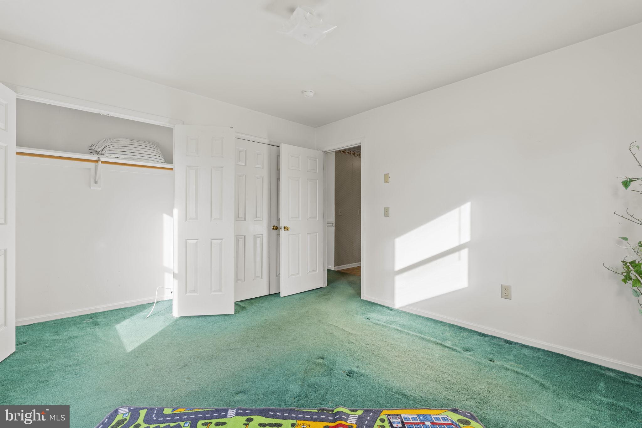 WOODLAWN - Residential