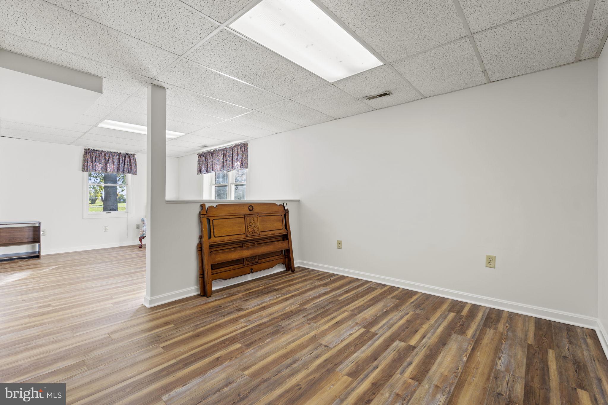 WOODLAWN - Residential