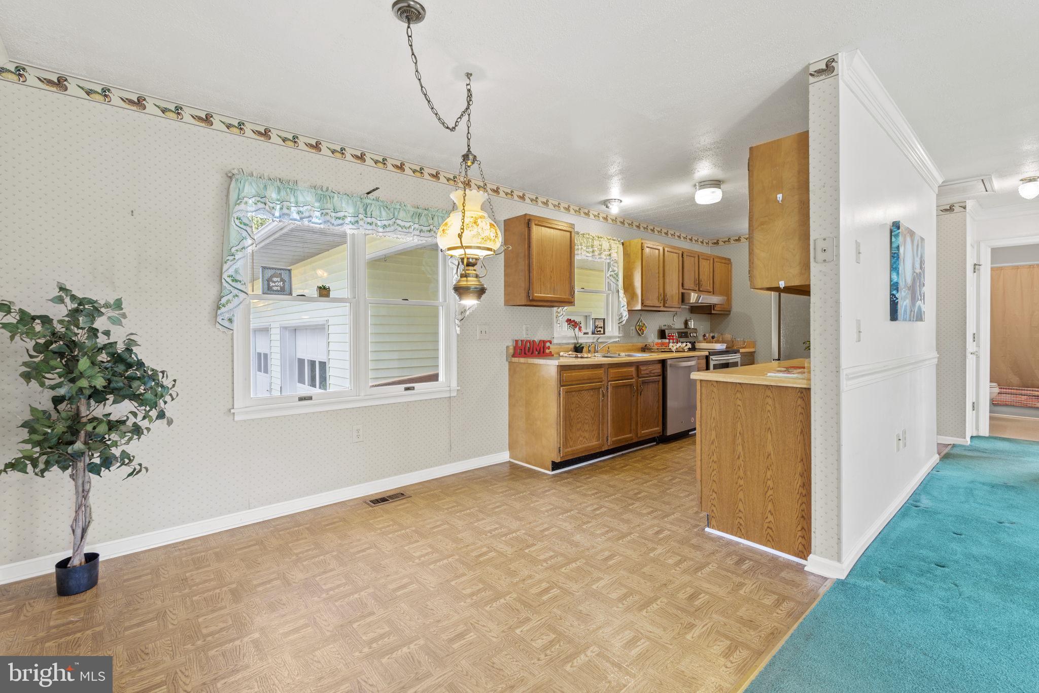 WOODLAWN - Residential