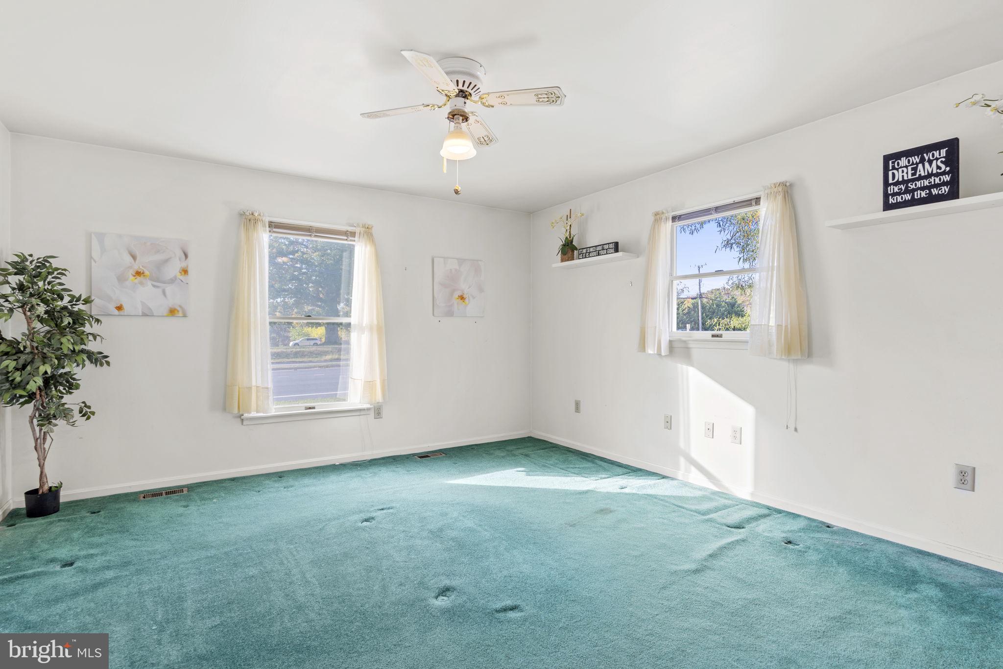 WOODLAWN - Residential