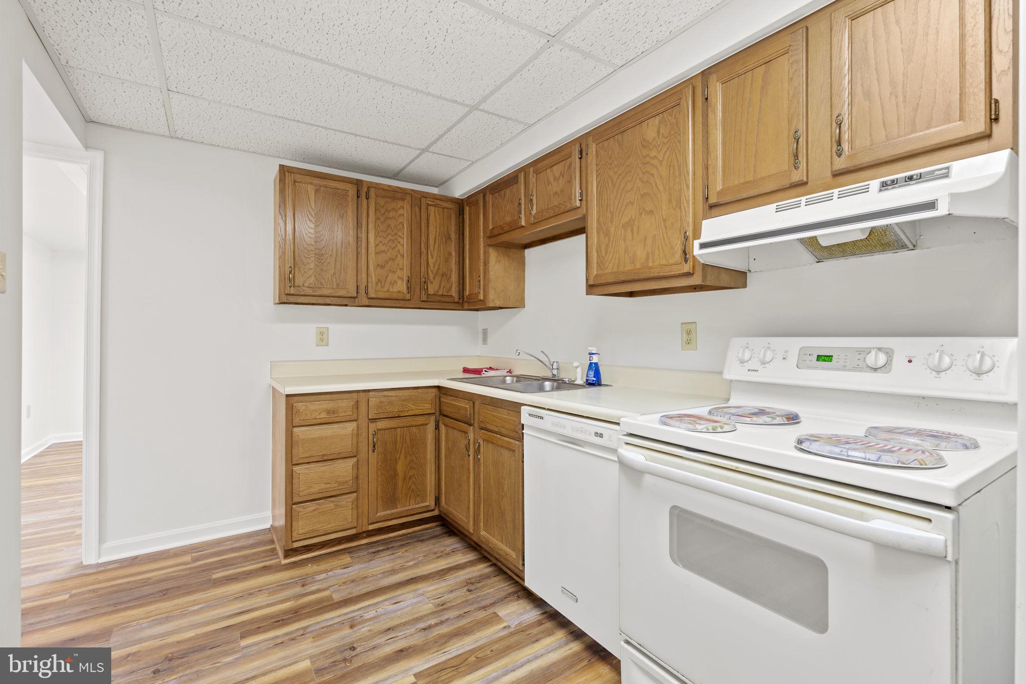 WOODLAWN - Residential