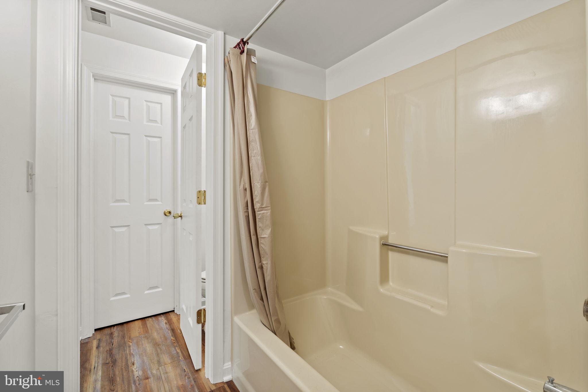 WOODLAWN - Residential