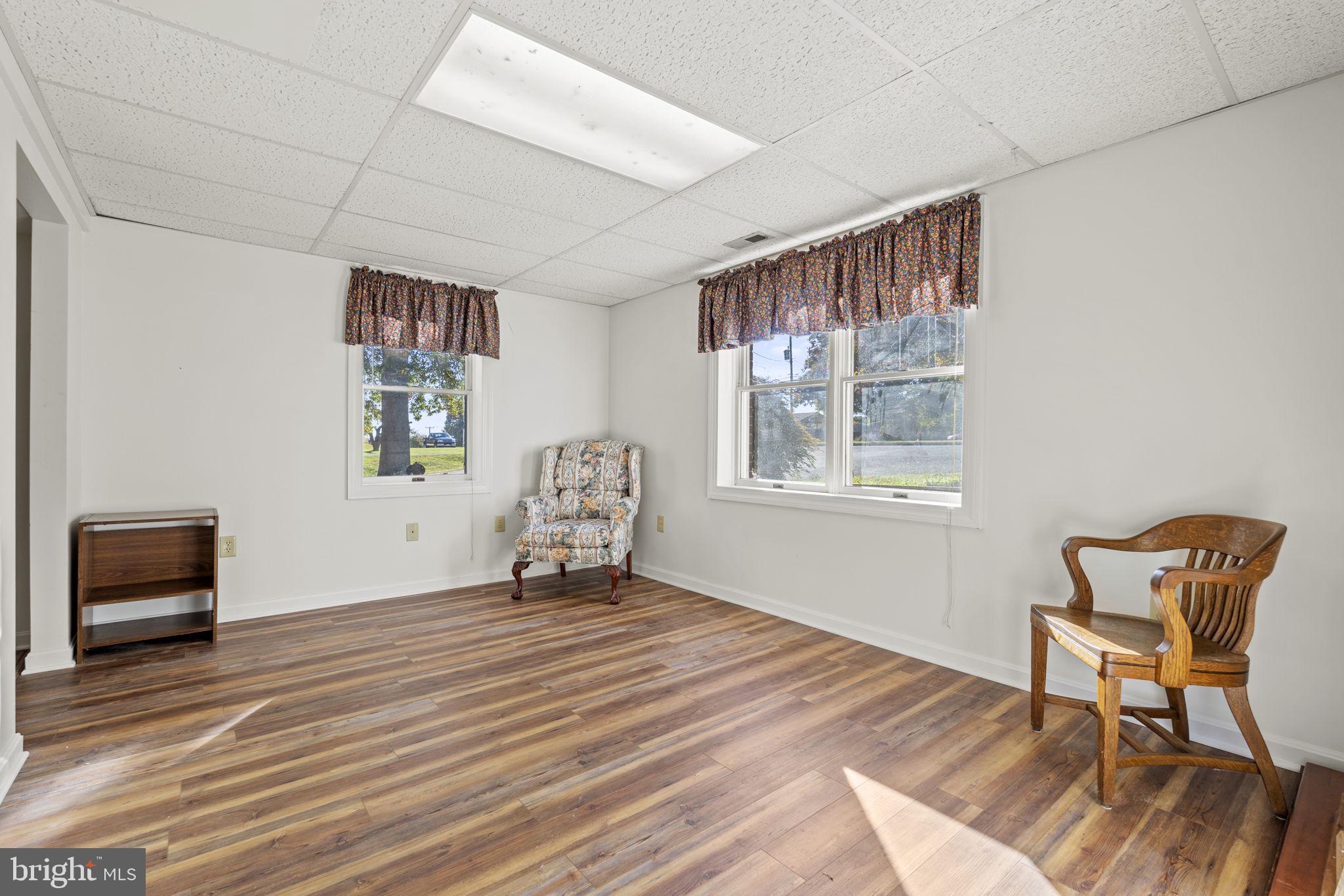 WOODLAWN - Residential