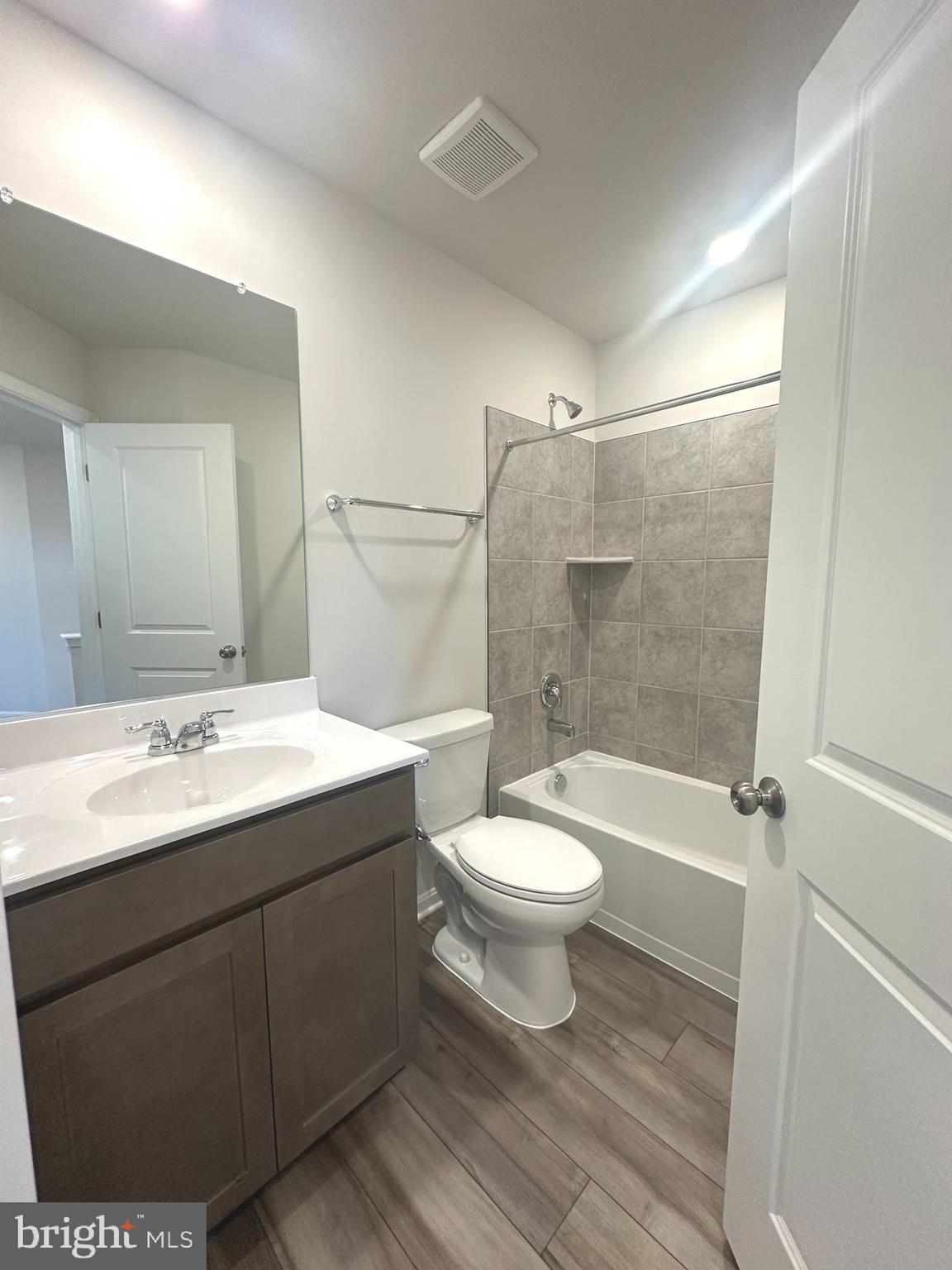 NORBORNE GLEBE - Residential Lease