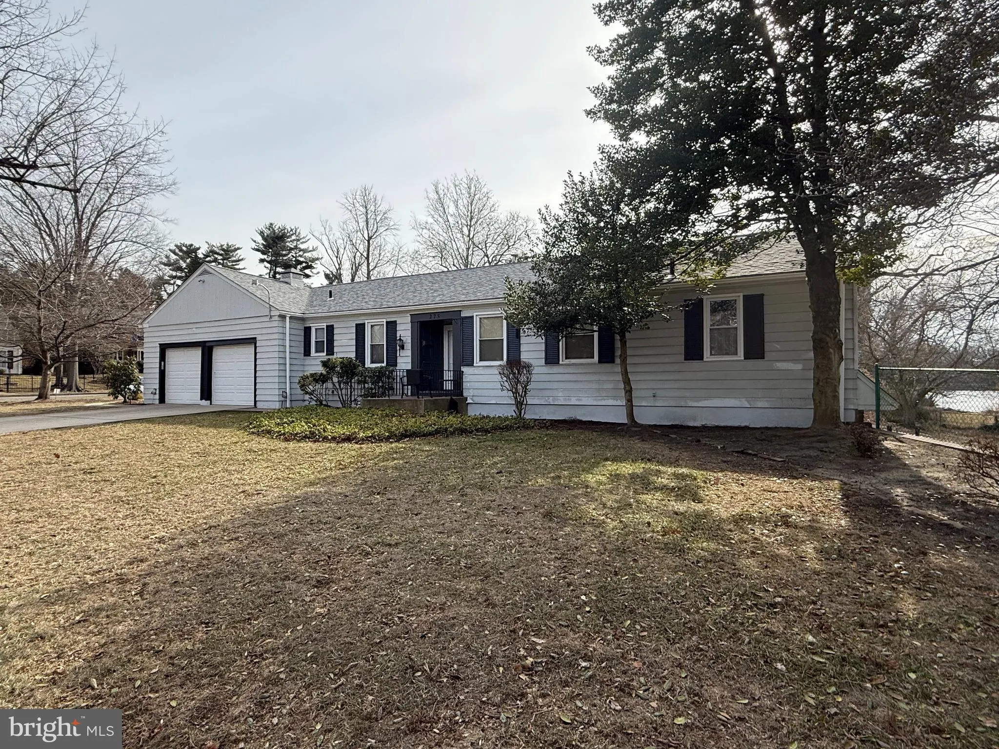 Woodbury, New Jersey 08096, United States, 5 Bedrooms Bedrooms, ,Residential,Pending,19994