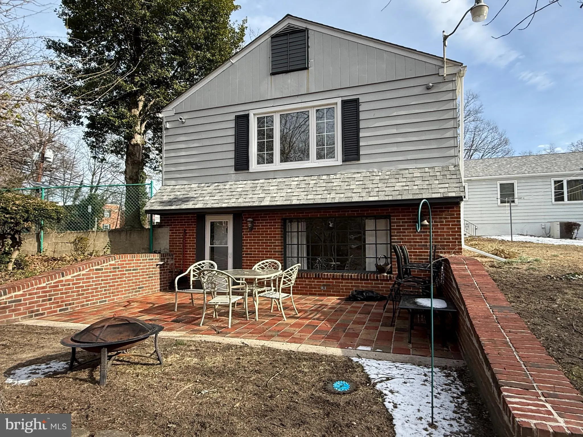 Woodbury, New Jersey 08096, United States, 5 Bedrooms Bedrooms, ,Residential,Pending,19994