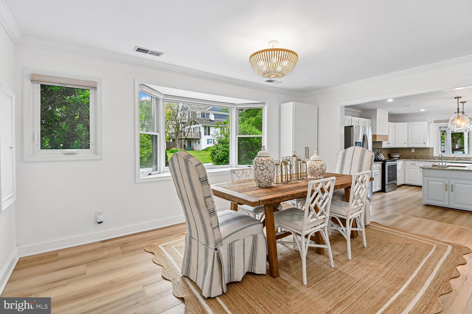 EDGEWATER BEACH - Residential