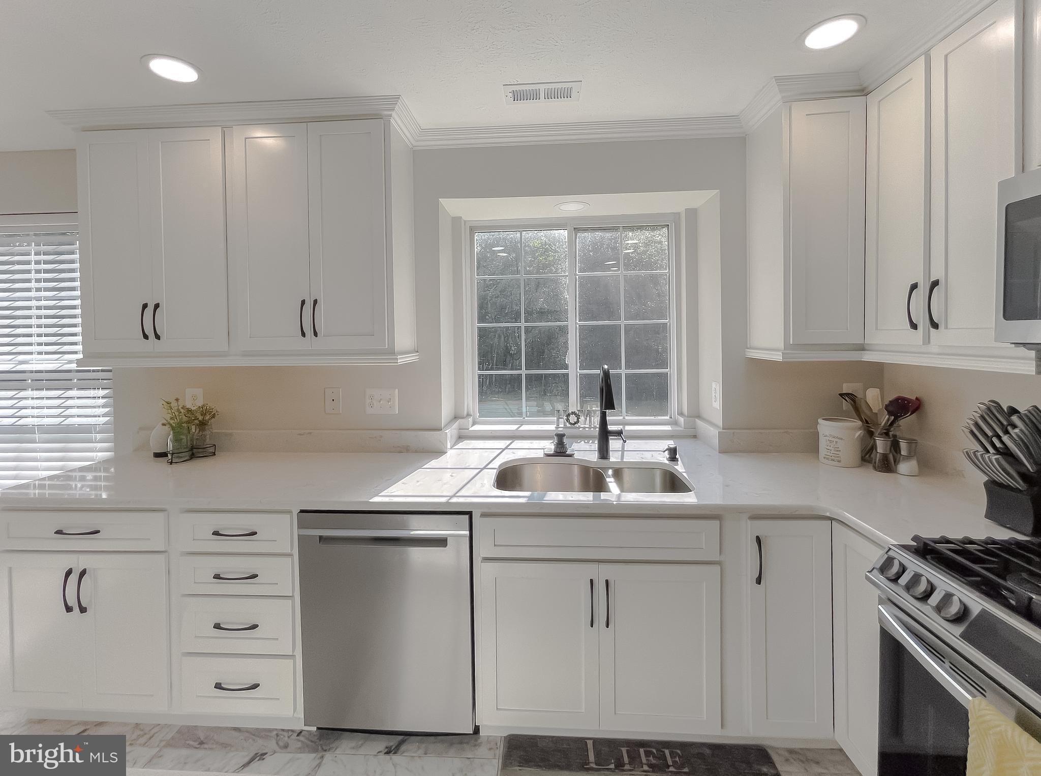 BAY RIDGE ESTATES - Residential