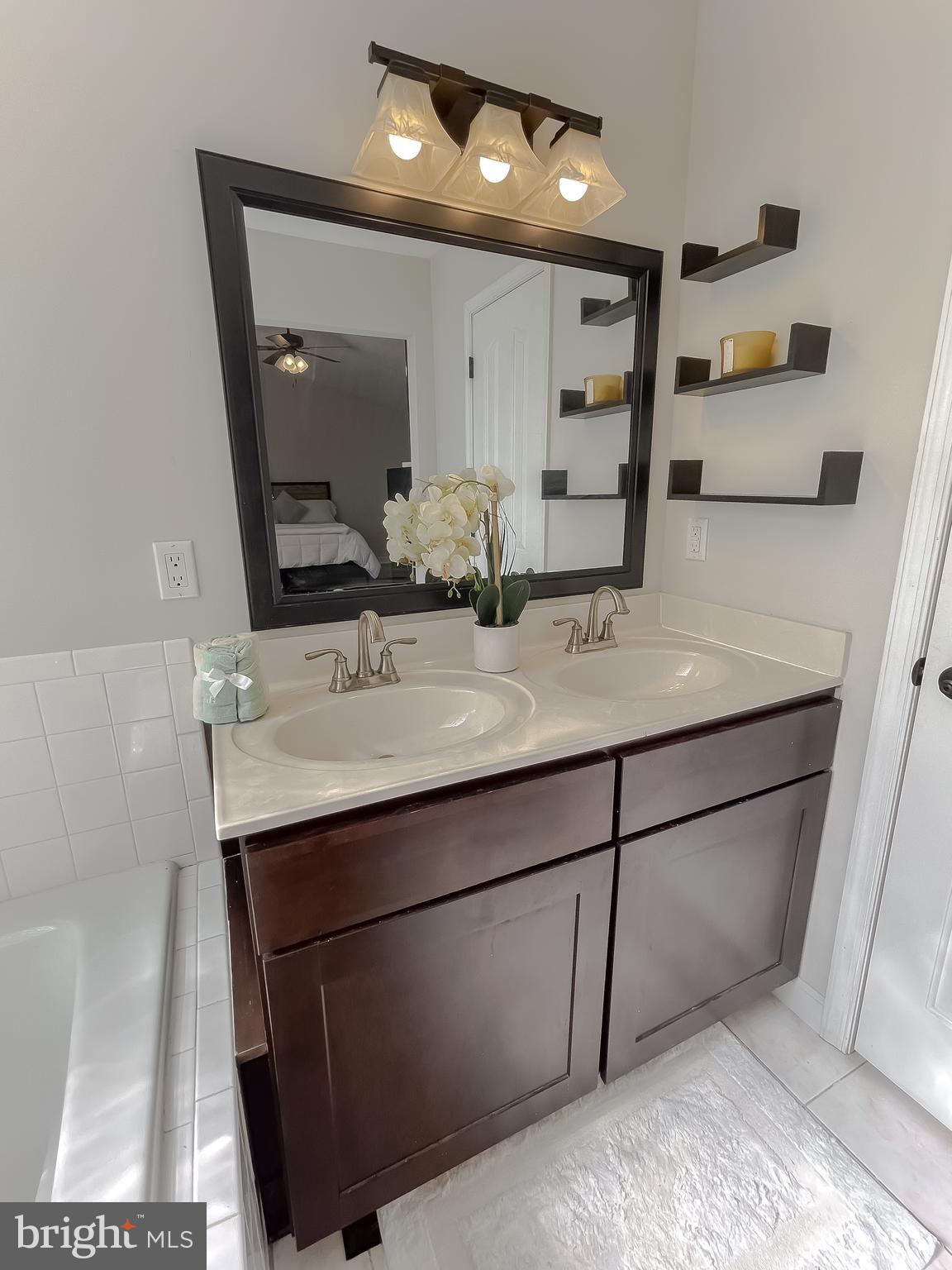 BAY RIDGE ESTATES - Residential