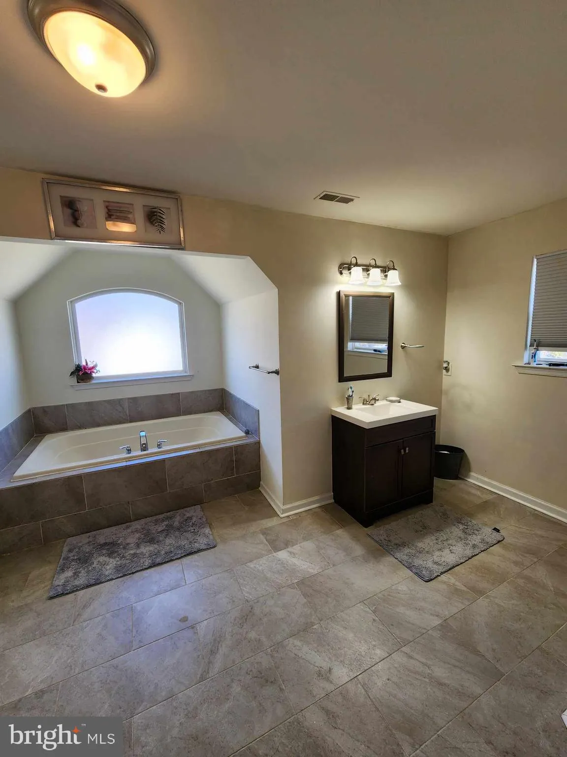 Williamstown, New Jersey 08094, United States, 5 Bedrooms Bedrooms, ,5 BathroomsBathrooms,Residential,Active,99609