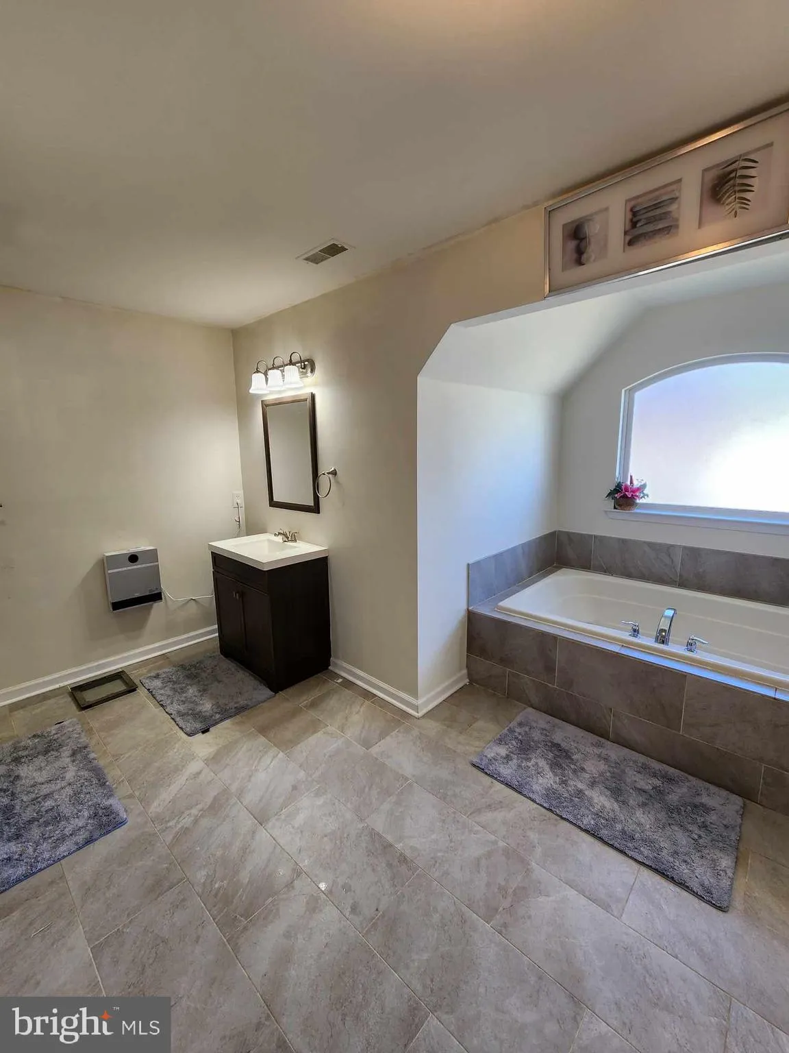 Williamstown, New Jersey 08094, United States, 5 Bedrooms Bedrooms, ,5 BathroomsBathrooms,Residential,Active,99609