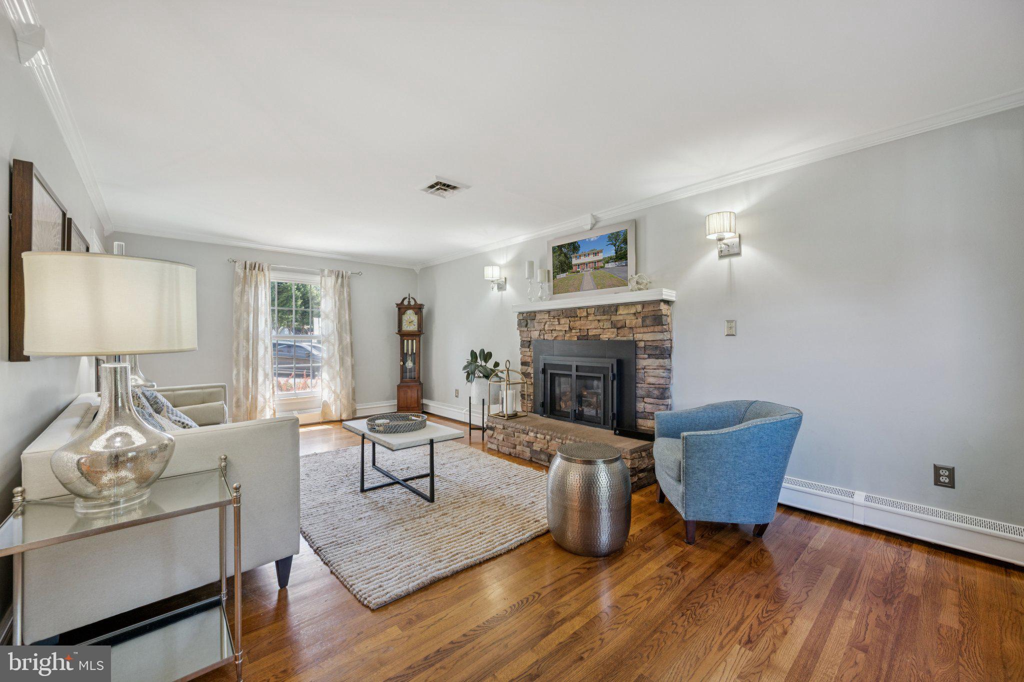 4 BELHAVEN COURT