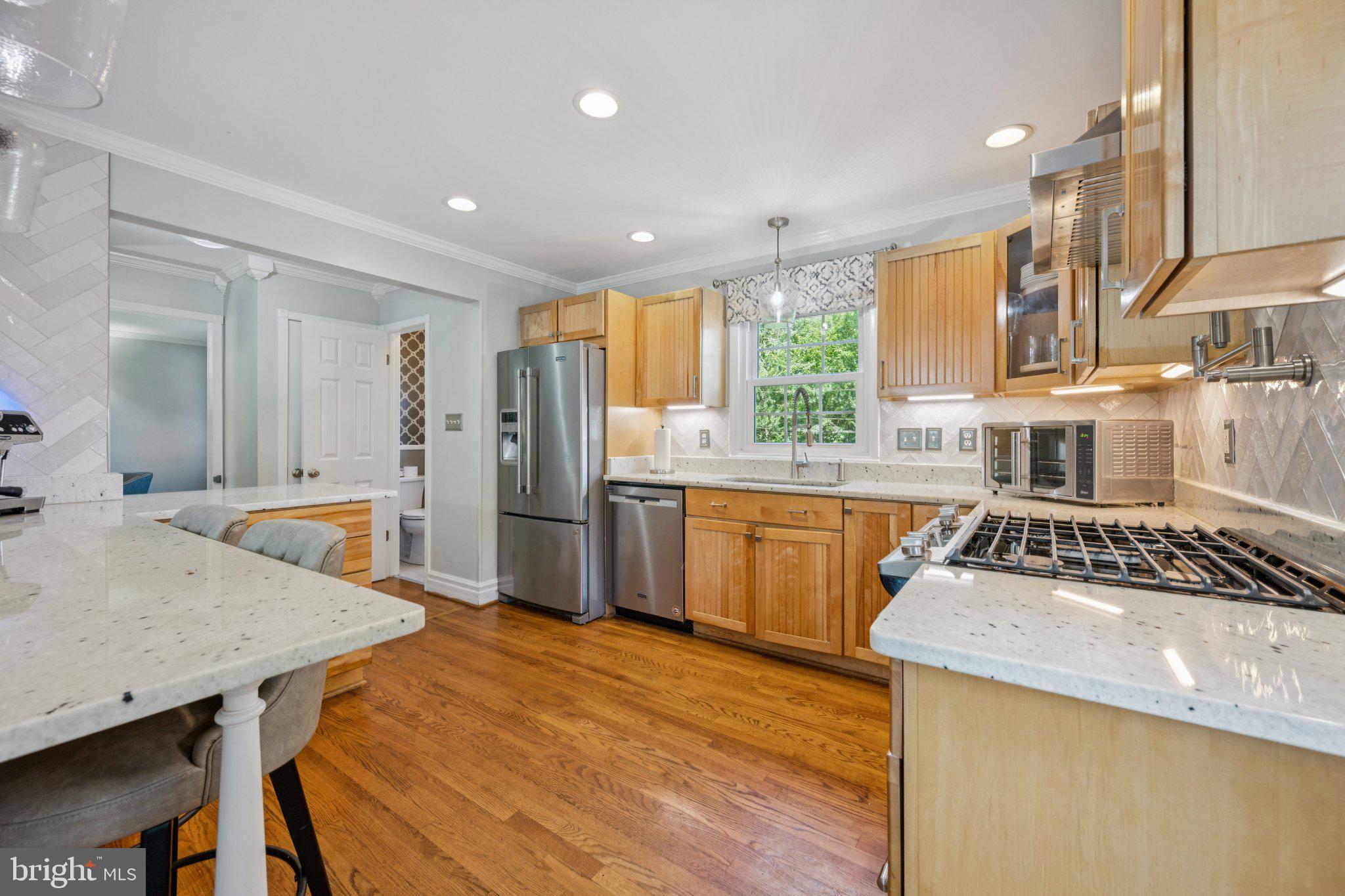 4 BELHAVEN COURT