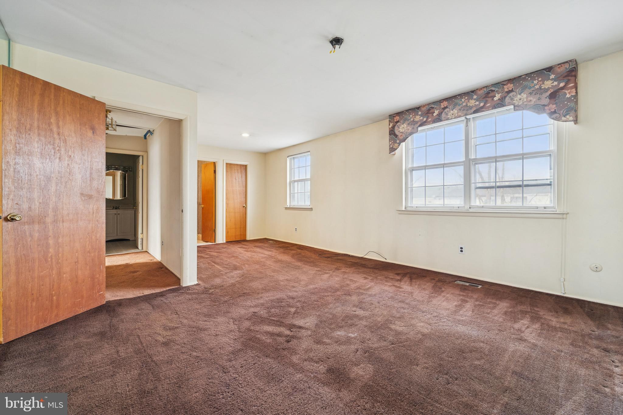 NESHAMINY VALLEY - Residential