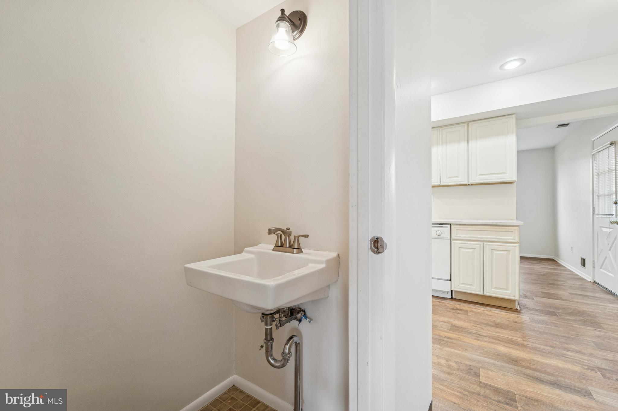 NESHAMINY VALLEY - Residential