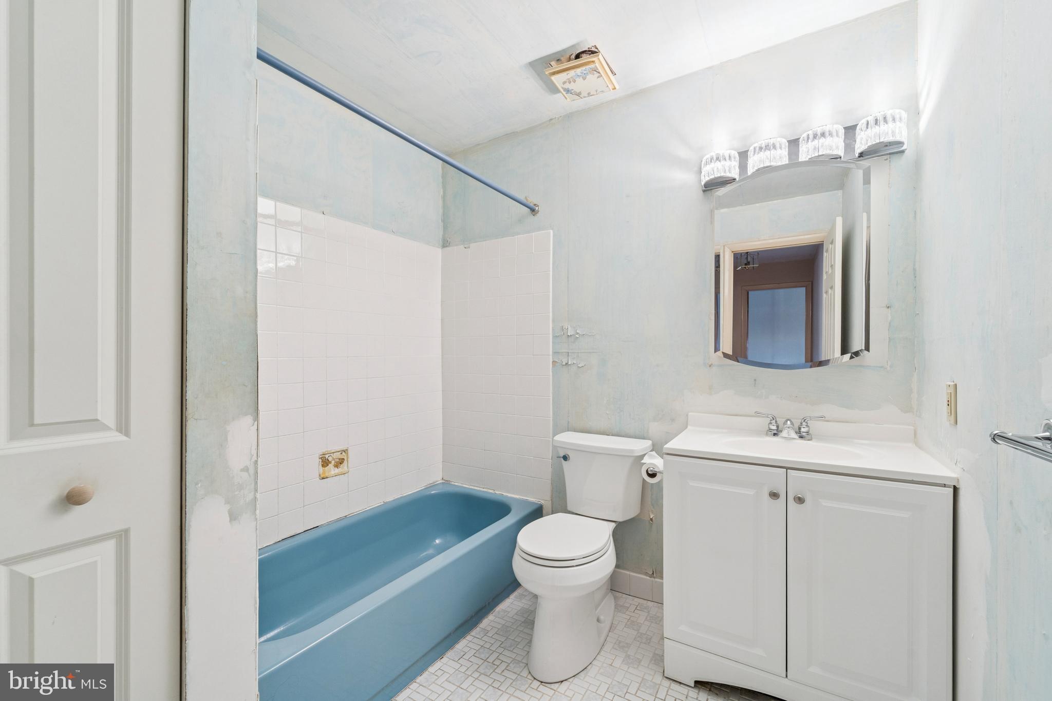 NESHAMINY VALLEY - Residential