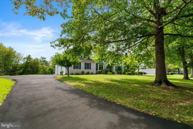 1840 MEREDITH LANE