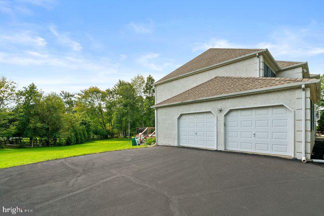 1840 MEREDITH LANE