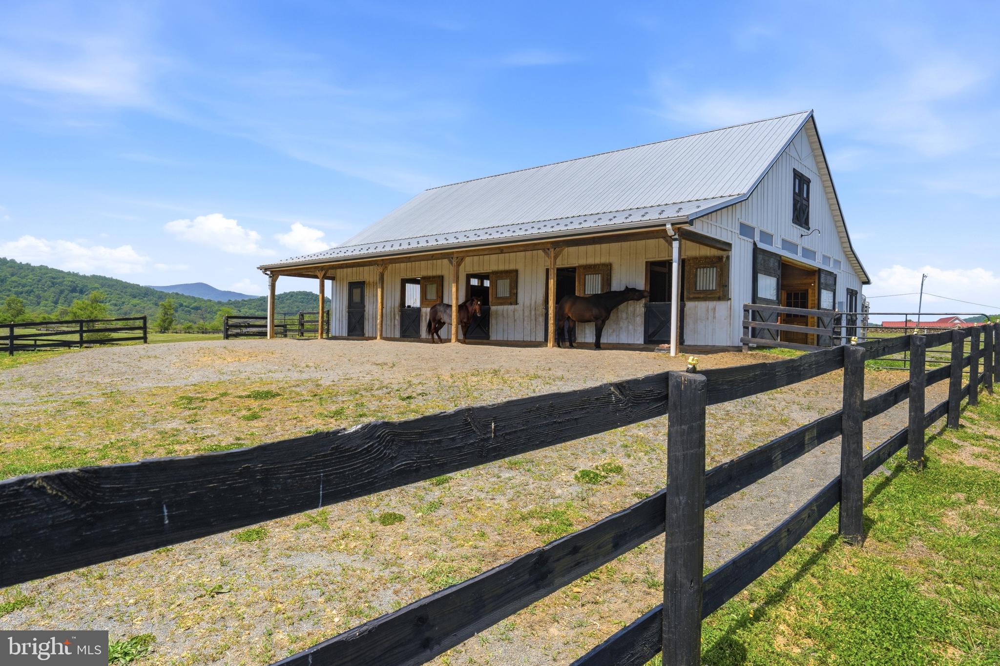 BATTLE RUN FARM - Residential