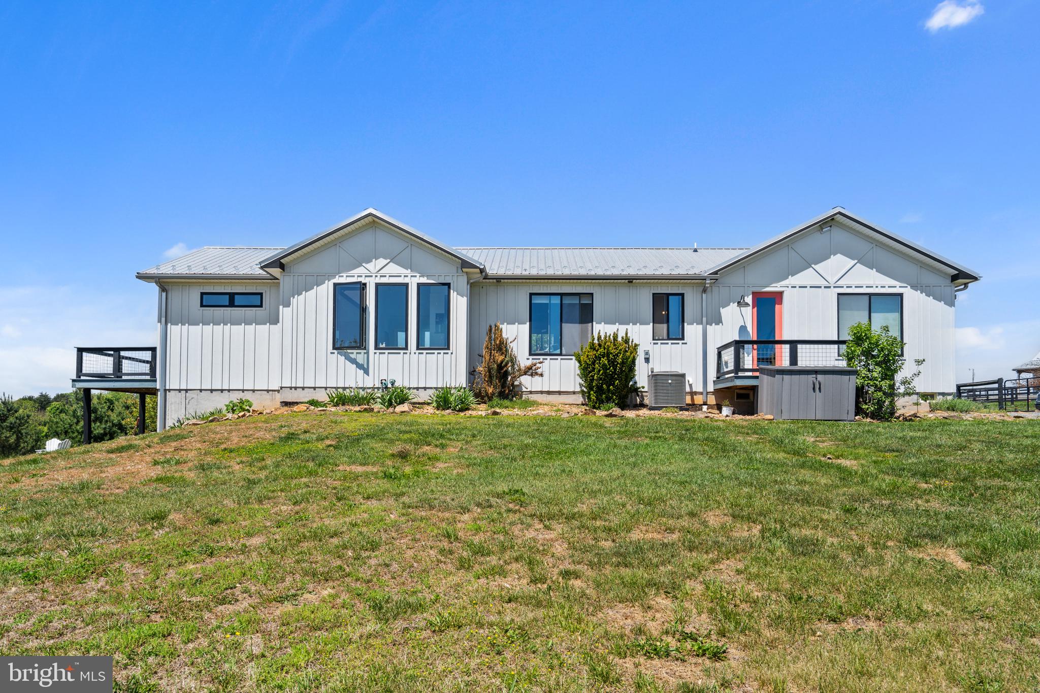 BATTLE RUN FARM - Residential