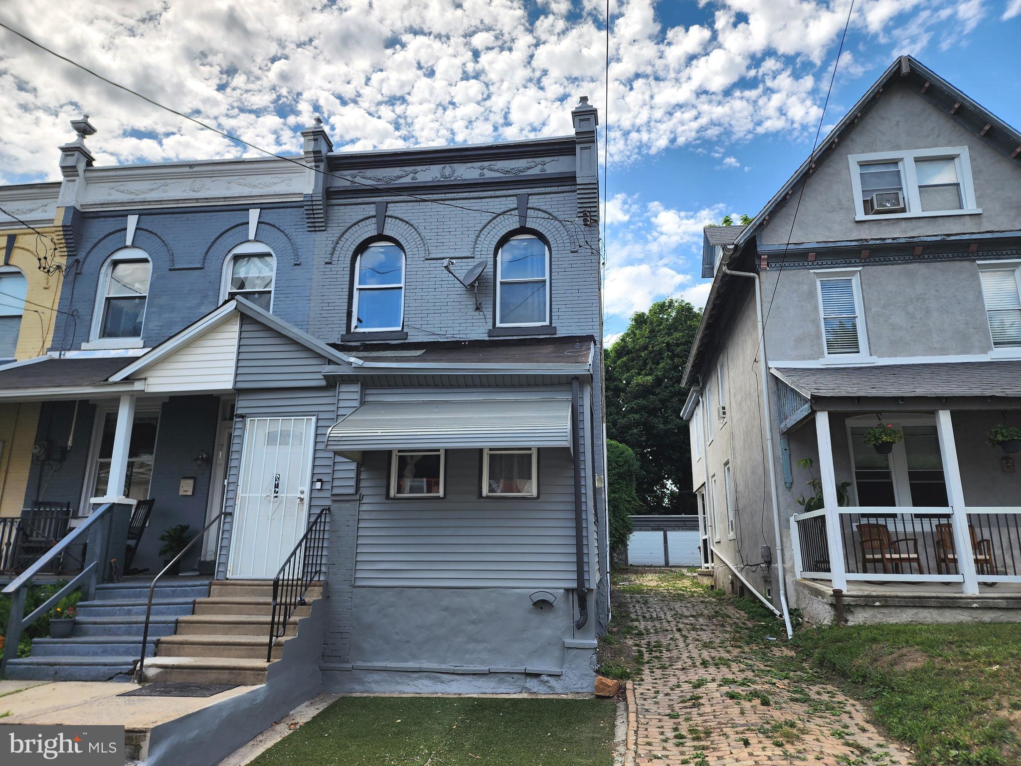 GERMANTOWN (WEST) - Residential
