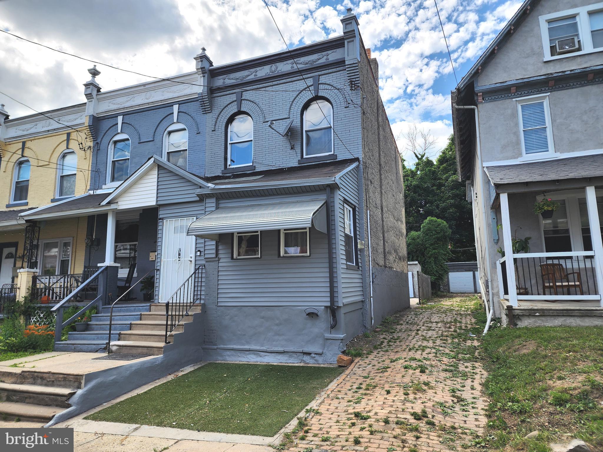 GERMANTOWN (WEST) - Residential