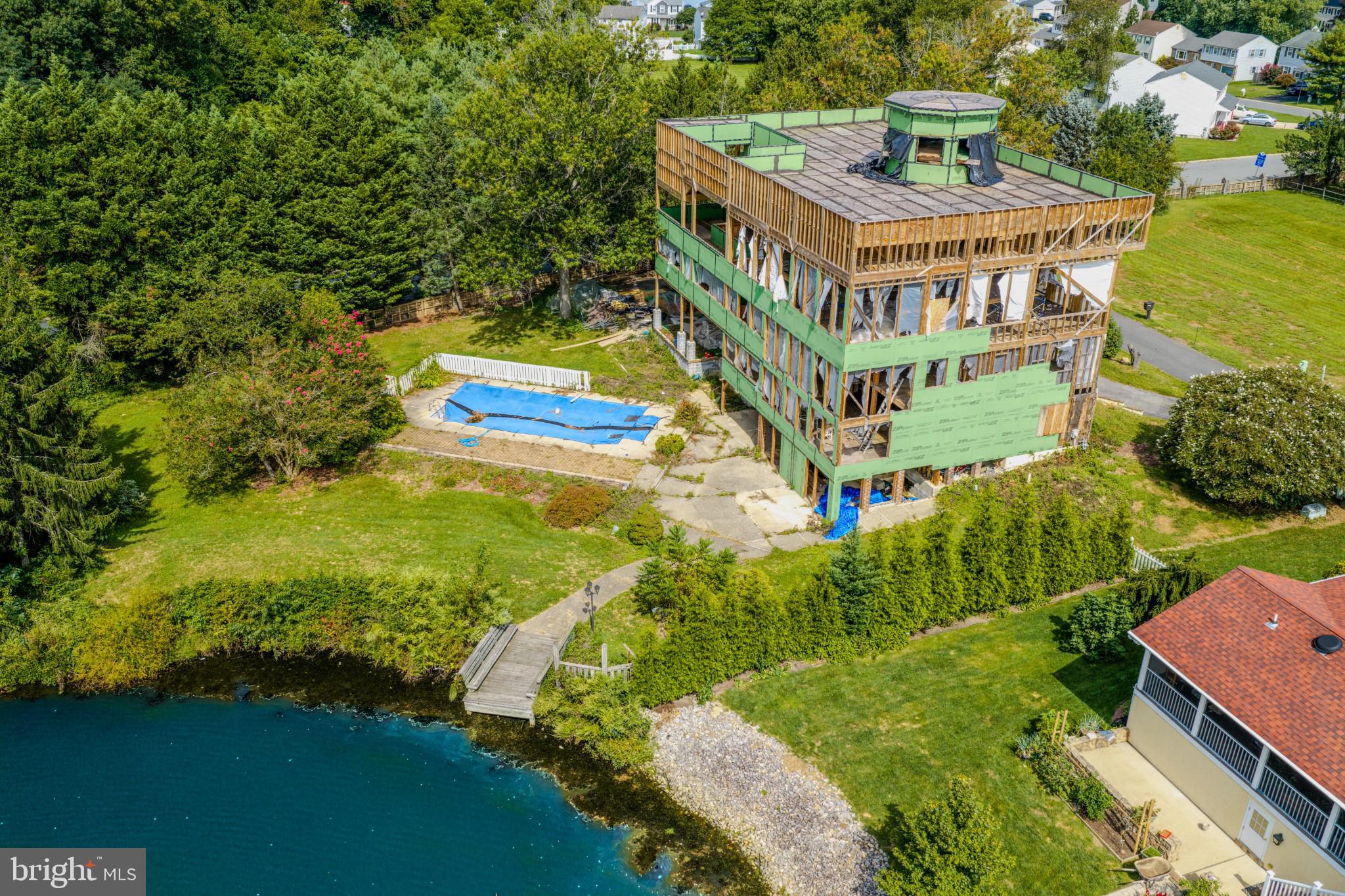 1 LAKE DRIVE