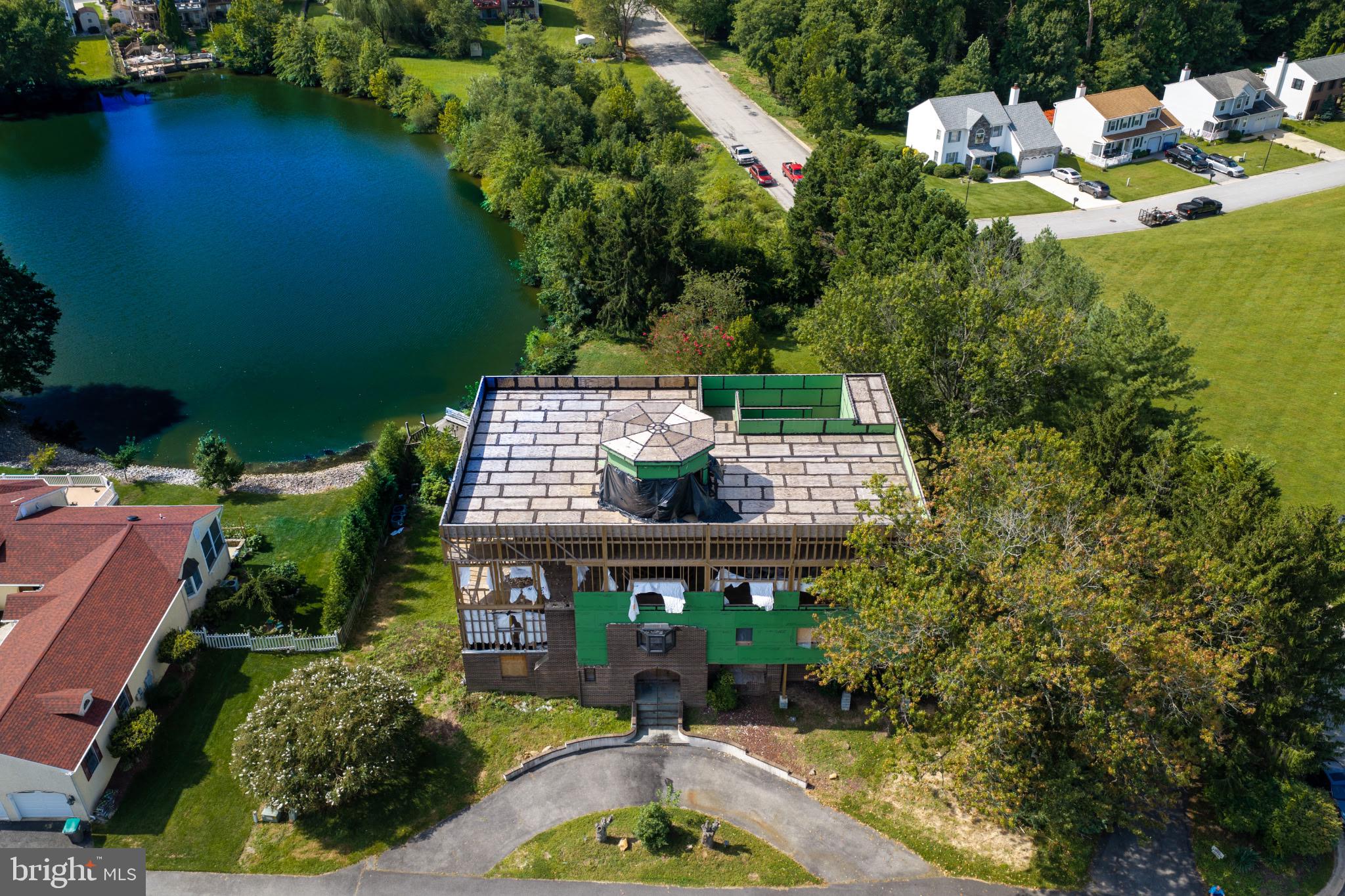 1 LAKE DRIVE