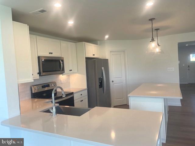 SOUTH BROOK - Residential