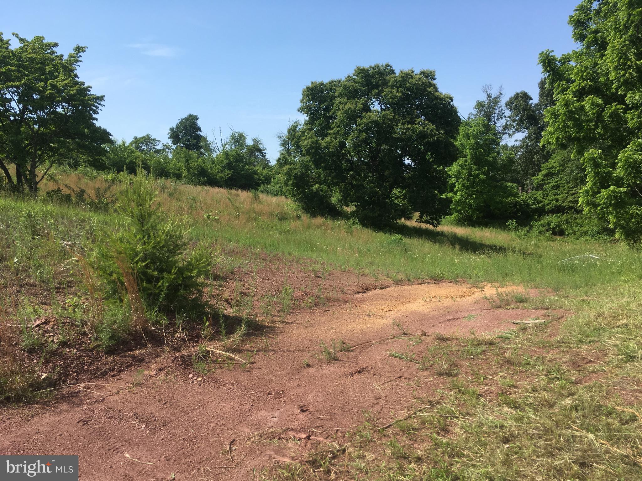 MEL-LON EAST - Residential