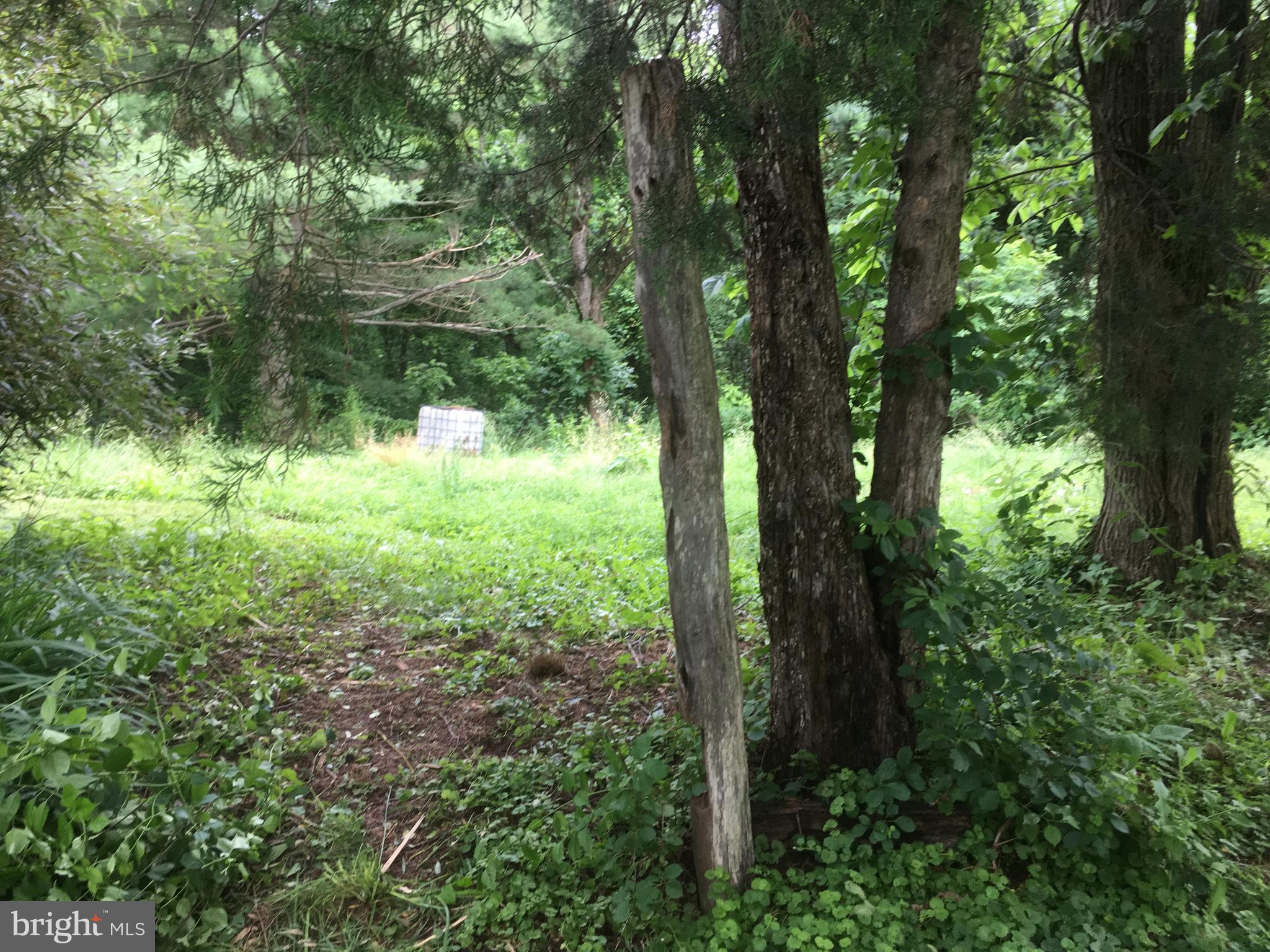 MEL-LON EAST - Residential