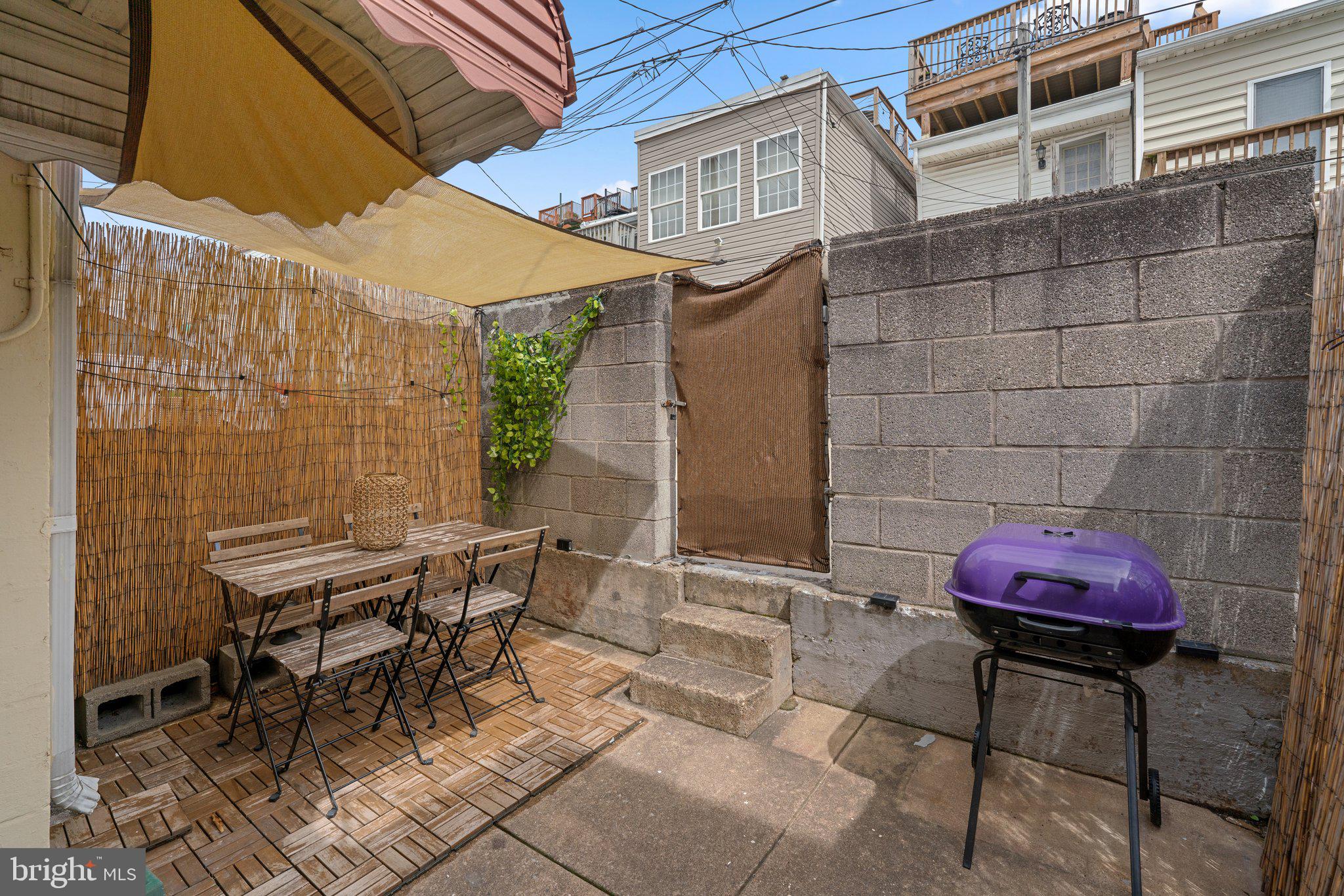 BUTCHERS HILL - Residential